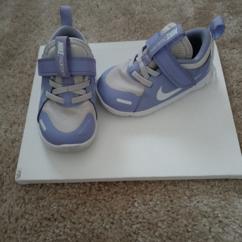 Purple Nike flex - Picture 2 of 2